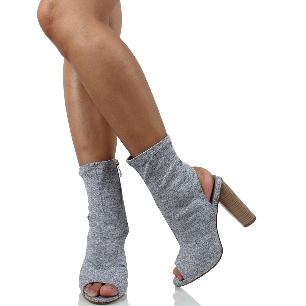 Grey peep toe side zipper Stacked heel ankle boot - Picture 2 of 2